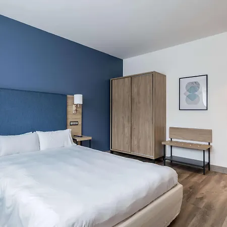 Hotel Puerta De Bilbao