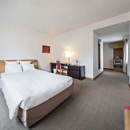 Puerta De Bilbao Баракальдо