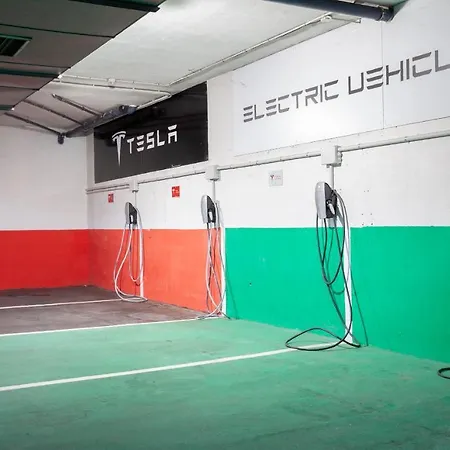 Puerta De Bilbao Отель