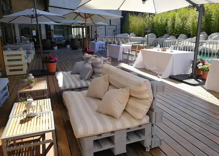 Hotel Puerta De Bilbao 4*