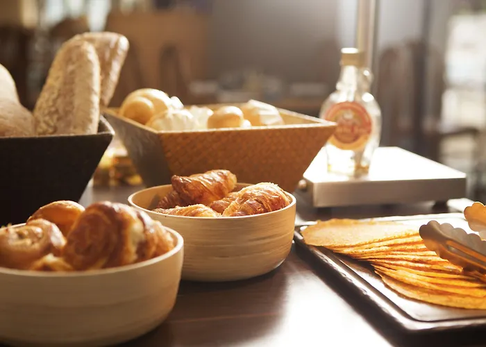 Hotel Puerta De Bilbao 4*