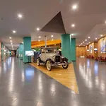 Puerta De Bilbao ホテル 4*
