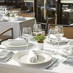 Hotel Puerta De Bilbao