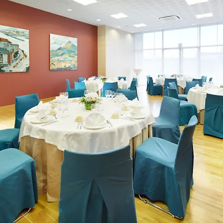 Hotel Puerta De Bilbao