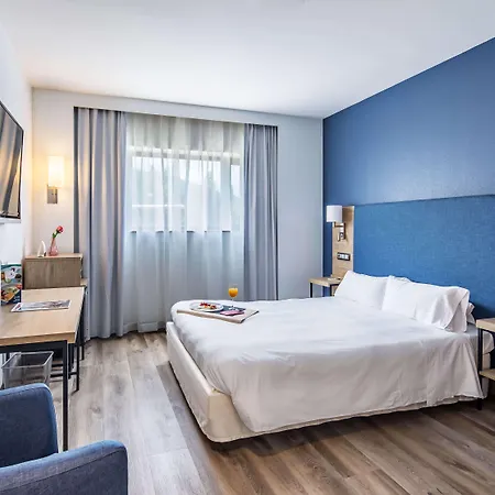 Hotel Puerta De Bilbao