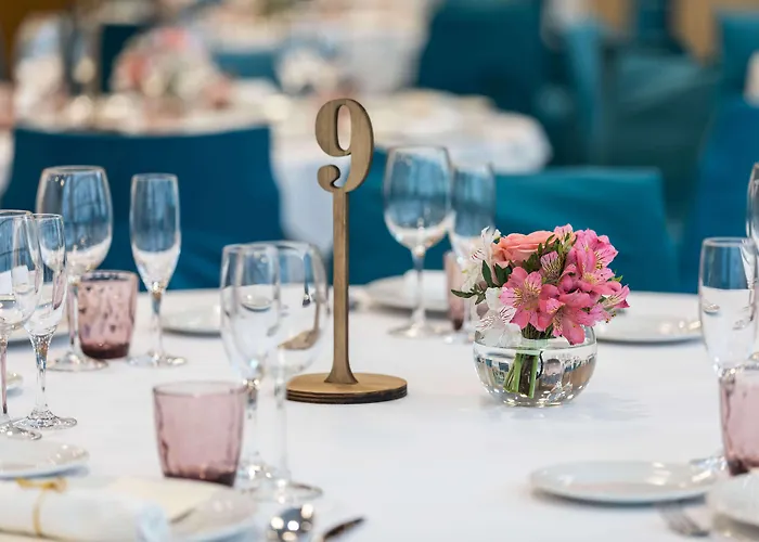 Puerta De Bilbao Hotel 4*