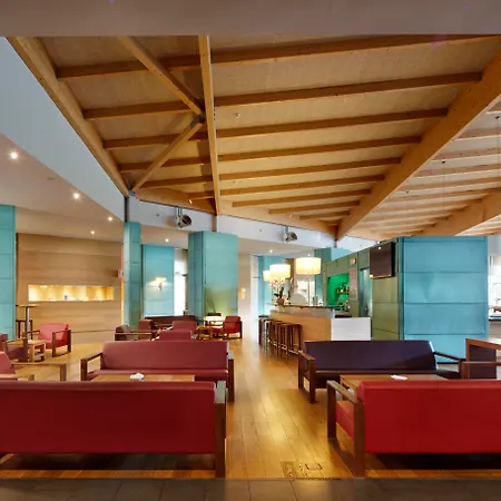 Hotel Puerta De Bilbao