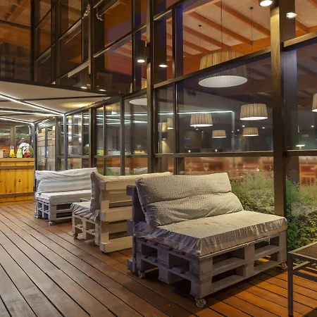 Hotel Puerta De Bilbao 4*